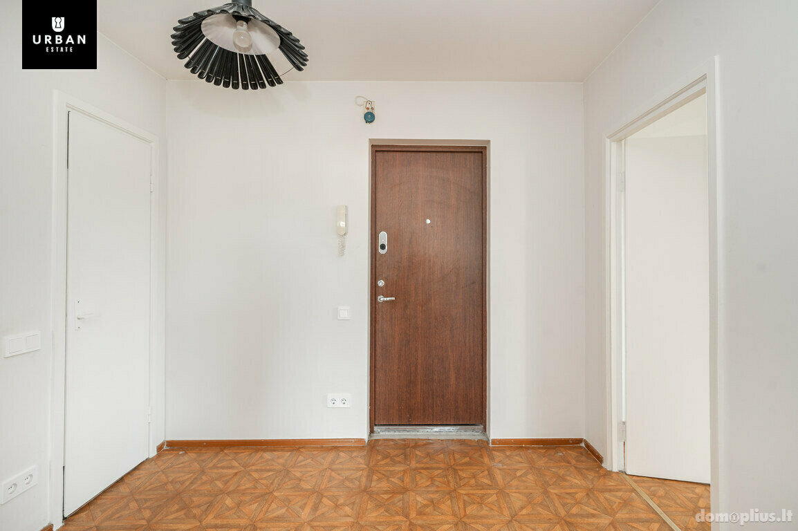Parduodamas 5 kambarių butas Vilniuje, Šnipiškėse, Kalvarijų g.