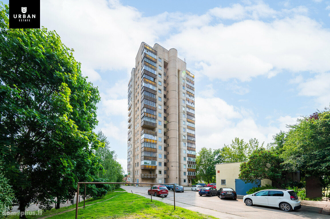 Parduodamas 5 kambarių butas Vilniuje, Šnipiškėse, Kalvarijų g.