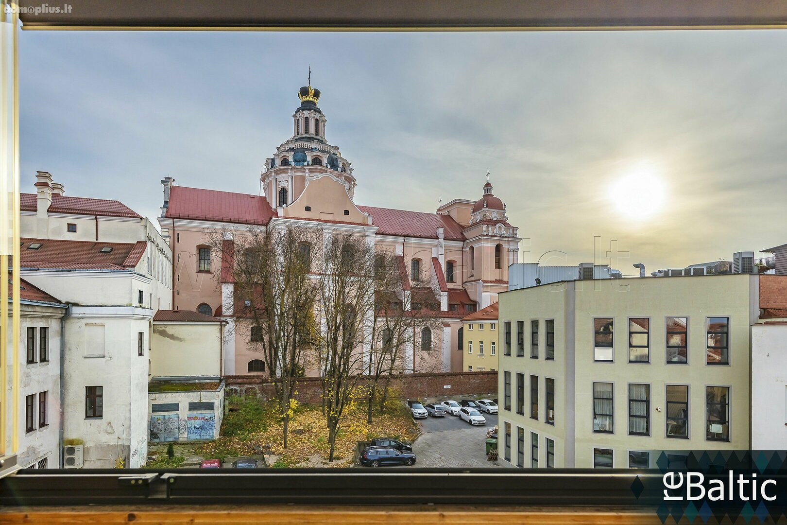 5 kambarių buto nuoma Vilniuje, Senamiestyje, Savičiaus g.