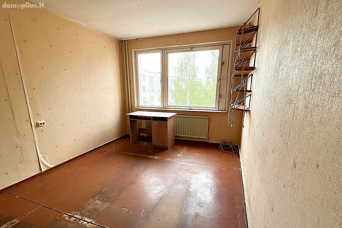 Parduodamas 2 kambarių butas Panevėžyje, Kniaudiškiuose, Molainių g.