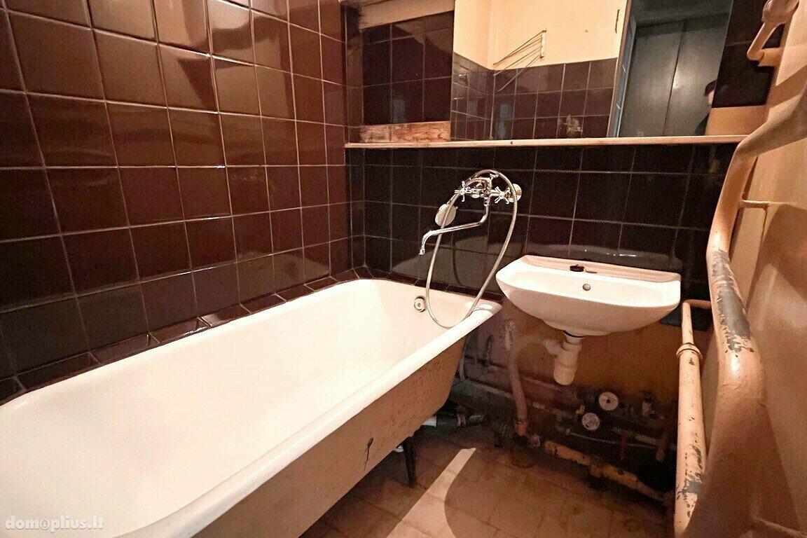 Parduodamas 2 kambarių butas Panevėžyje, Kniaudiškiuose, Molainių g.