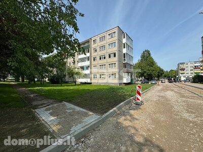 Parduodamas 2 kambarių butas Šiauliuose, Lieporiuose, Saulės tak.