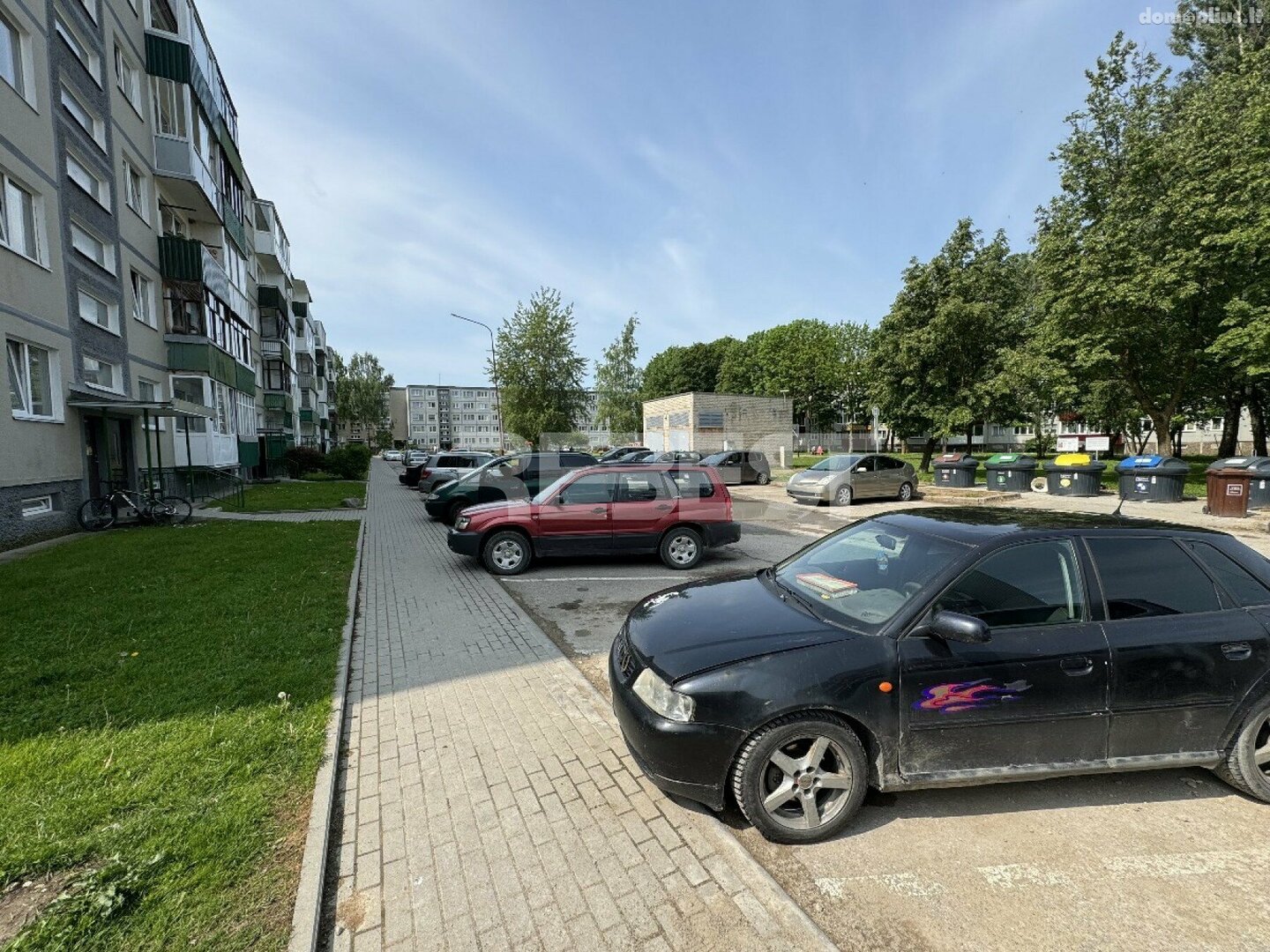 Parduodamas 2 kambarių butas Šiauliuose, Lieporiuose, Saulės tak.