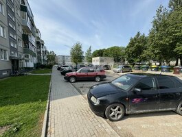 Parduodamas 2 kambarių butas Šiauliuose, Lieporiuose, Saulės tak.