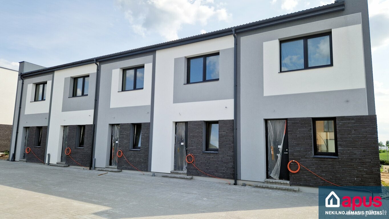 Parduodamas 3 kambarių butas Vilniuje, Kalnėnuose, Baskų g.