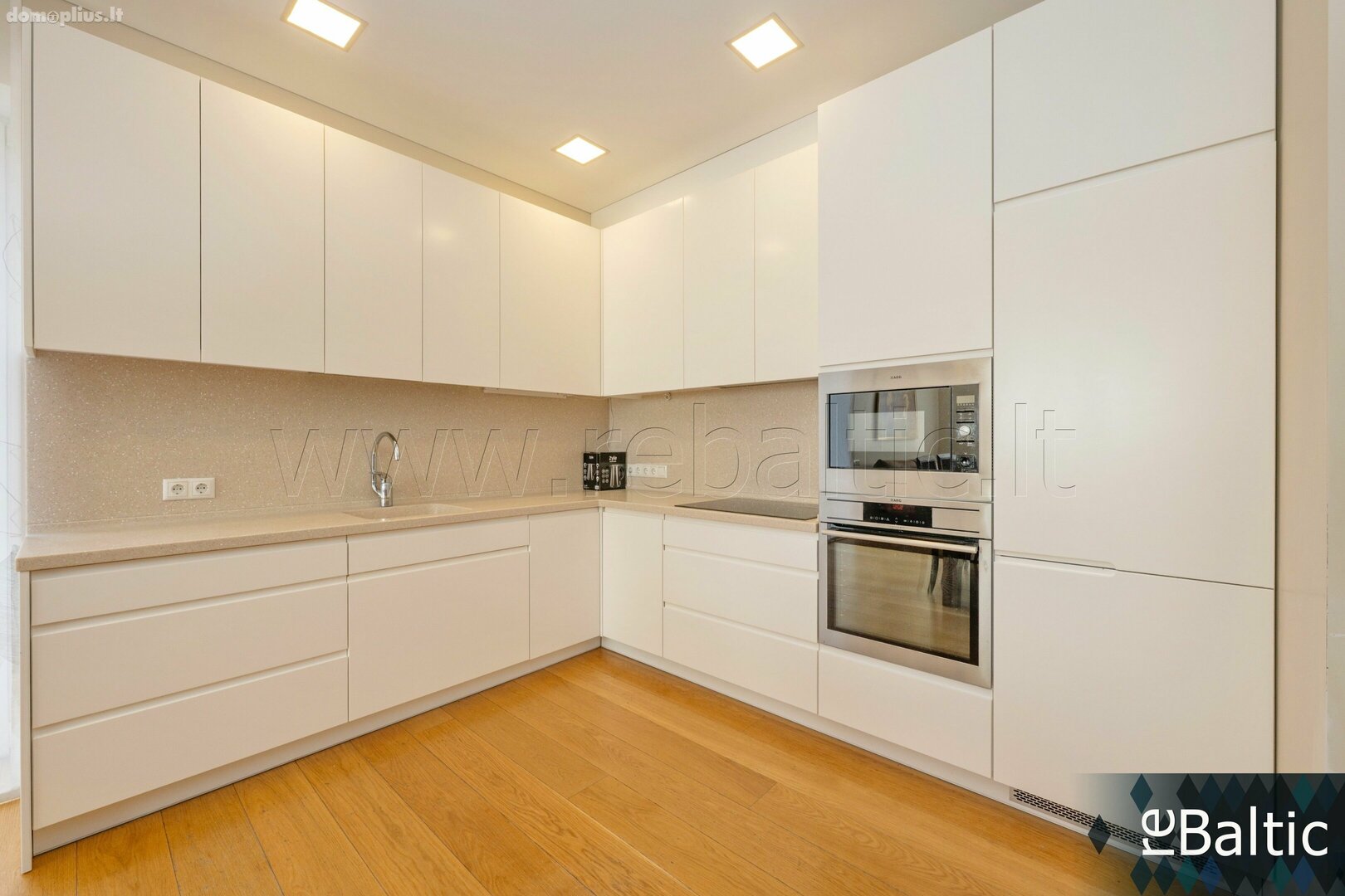 5 rooms apartment for rent Vilniuje, Antakalnyje, M. Počobuto g.