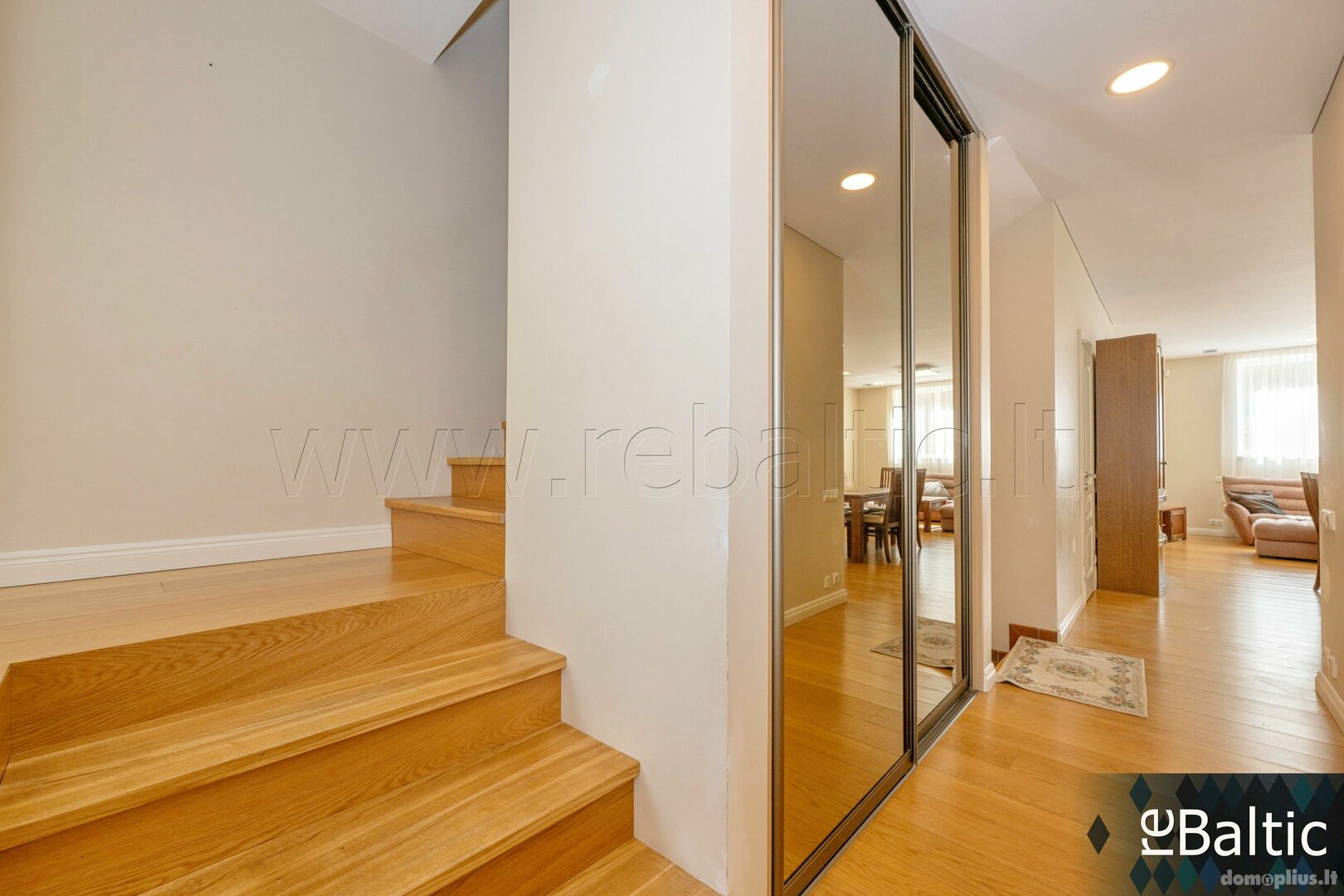 5 rooms apartment for rent Vilniuje, Antakalnyje, M. Počobuto g.