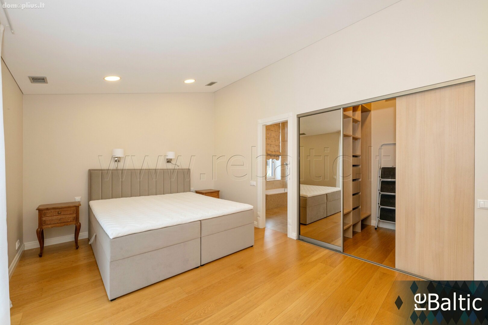 5 rooms apartment for rent Vilniuje, Antakalnyje, M. Počobuto g.
