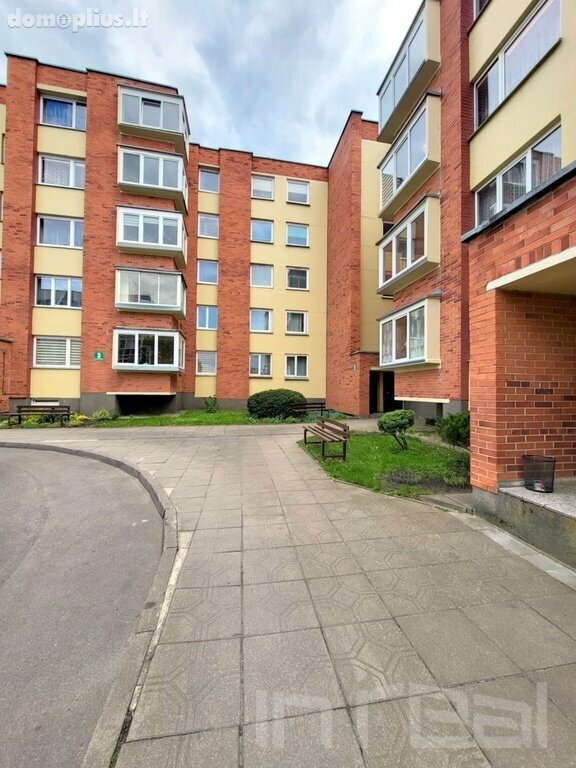 4 rooms apartment for sell Šiauliuose, Žaliūkiuose, Paukščių tak.