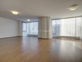 Продается 4 комнатная квартира Vilniuje, Senamiestyje, A. Jakšto g.