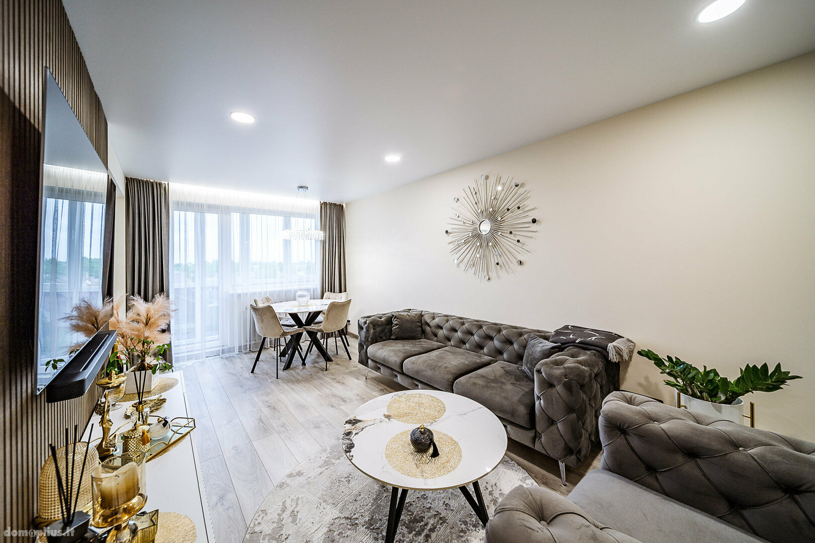 3 rooms apartment for sell Šiauliuose, Centre, Vilniaus g.