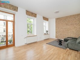 Продается 4 комнатная квартира Vilniuje, Senamiestyje, Šermukšnių g.