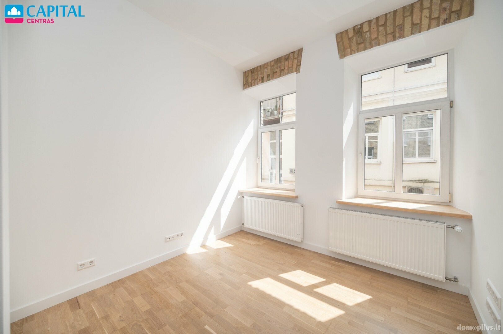 Продается 4 комнатная квартира Vilniuje, Senamiestyje, Šermukšnių g.
