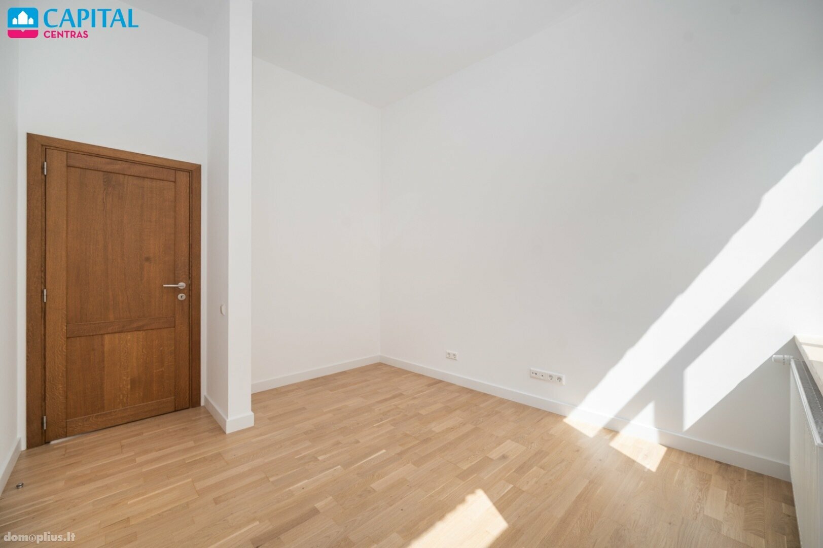 Продается 4 комнатная квартира Vilniuje, Senamiestyje, Šermukšnių g.