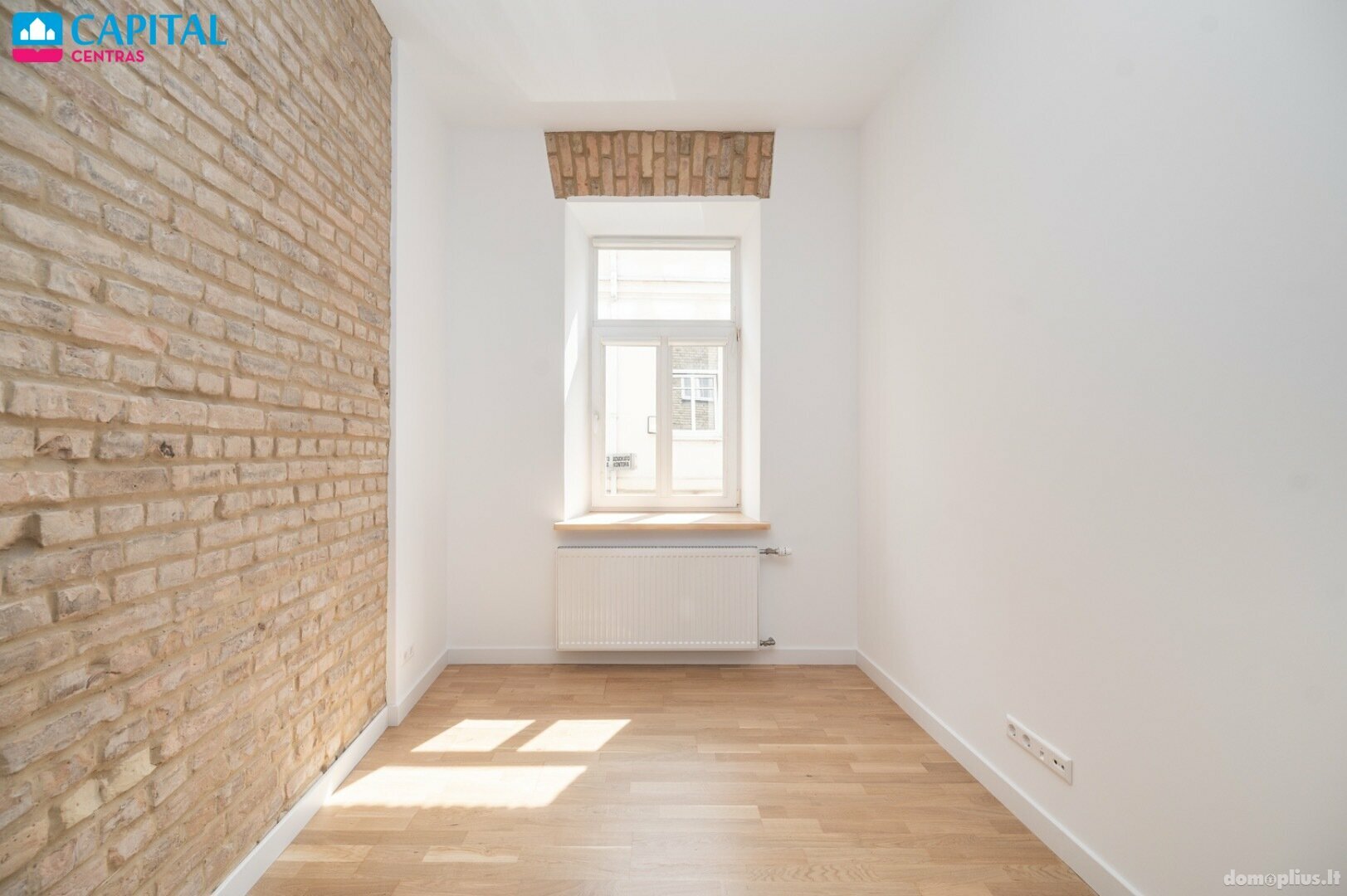 Продается 4 комнатная квартира Vilniuje, Senamiestyje, Šermukšnių g.