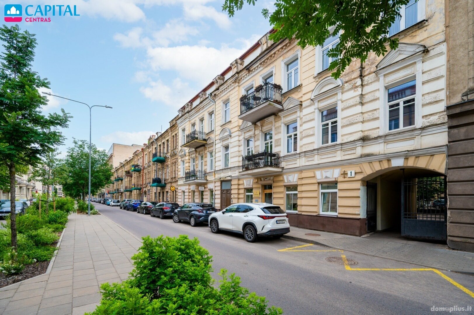 Продается 4 комнатная квартира Vilniuje, Senamiestyje, Šermukšnių g.