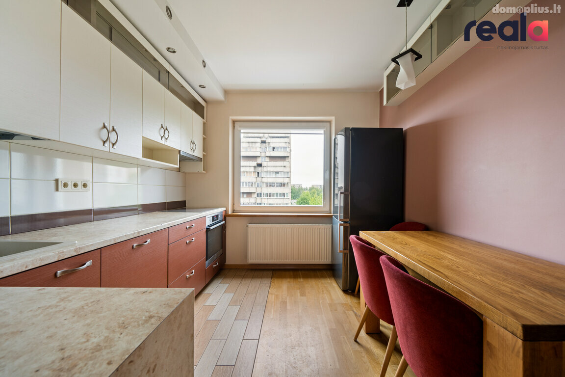 Продается 3 комнатная квартира Vilniuje, Justiniškėse, Taikos g.