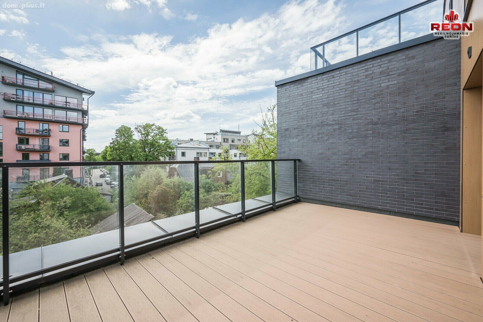 Продается 4 комнатная квартира Vilniuje, Žvėryne, Paribio g.