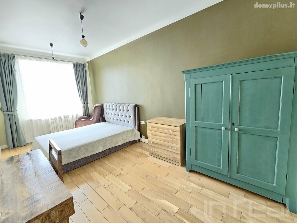4 rooms apartment for sell Šiauliuose, Centre, Varpo g.