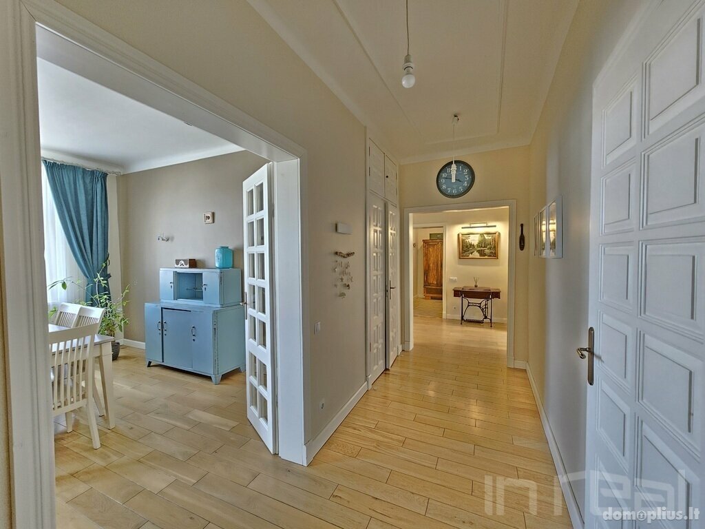 4 rooms apartment for sell Šiauliuose, Centre, Varpo g.