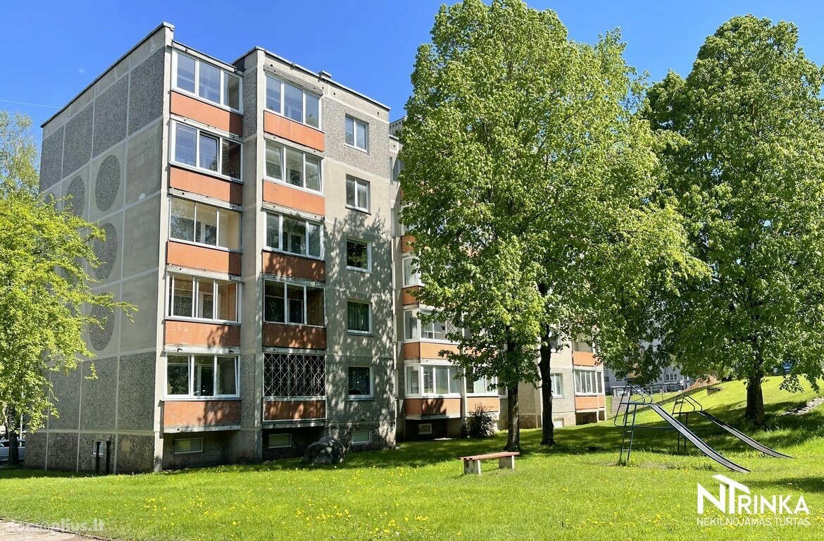 Parduodamas 2 kambarių butas Šiauliuose, Dainiuose, Gardino g.