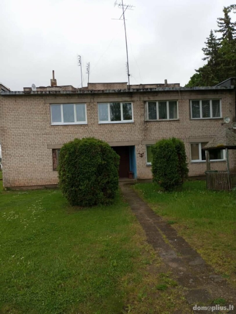 Продается 3 комнатная квартира Pasvalio rajono sav., Gulbinėnuose, Parko g.