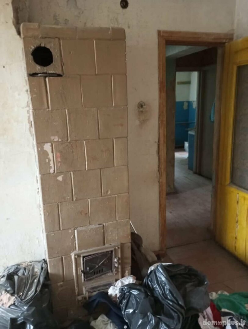 Продается 3 комнатная квартира Pasvalio rajono sav., Gulbinėnuose, Parko g.