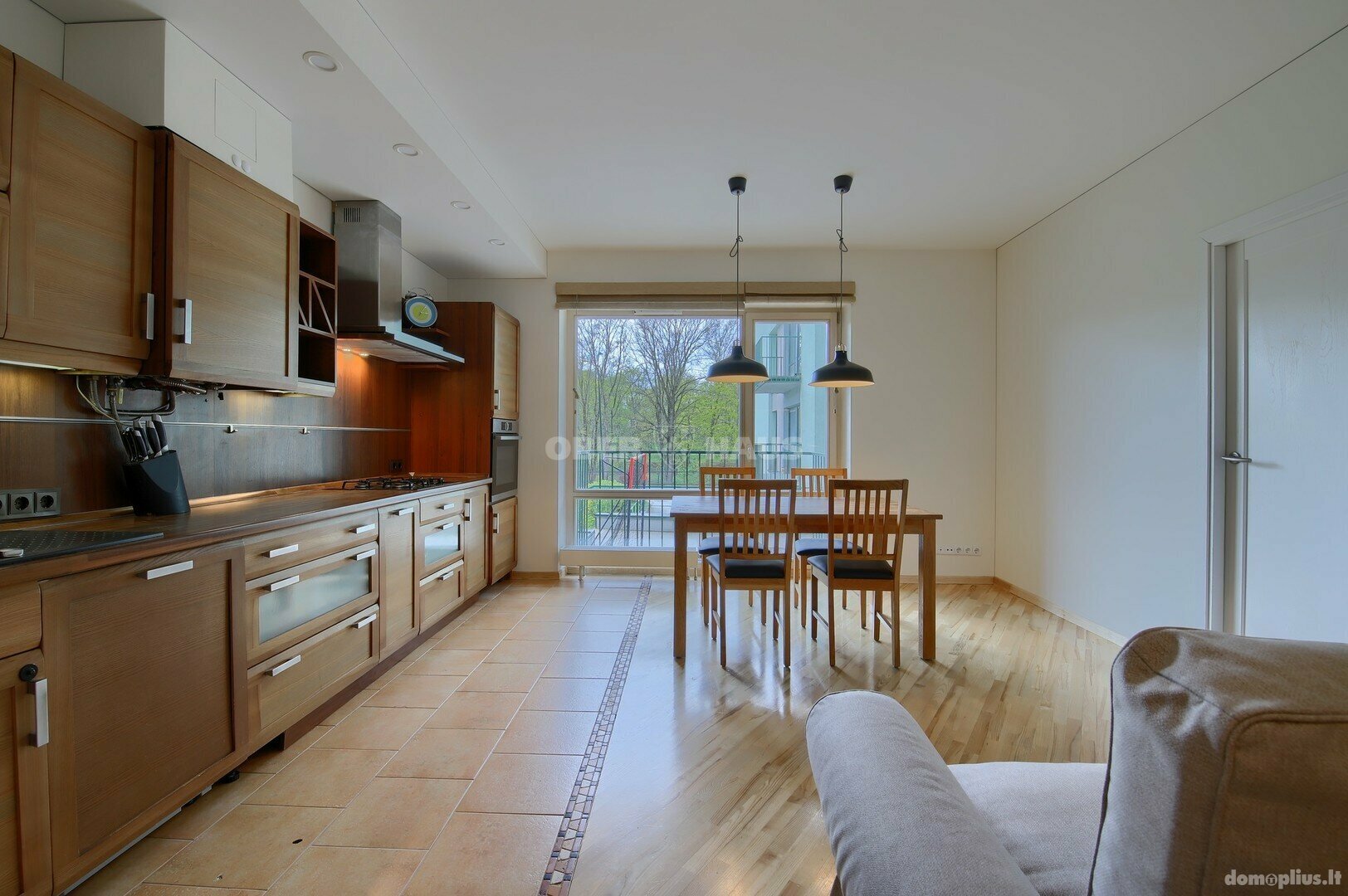 3 rooms apartment for rent Vilniuje, Antakalnyje, P. Vileišio g.