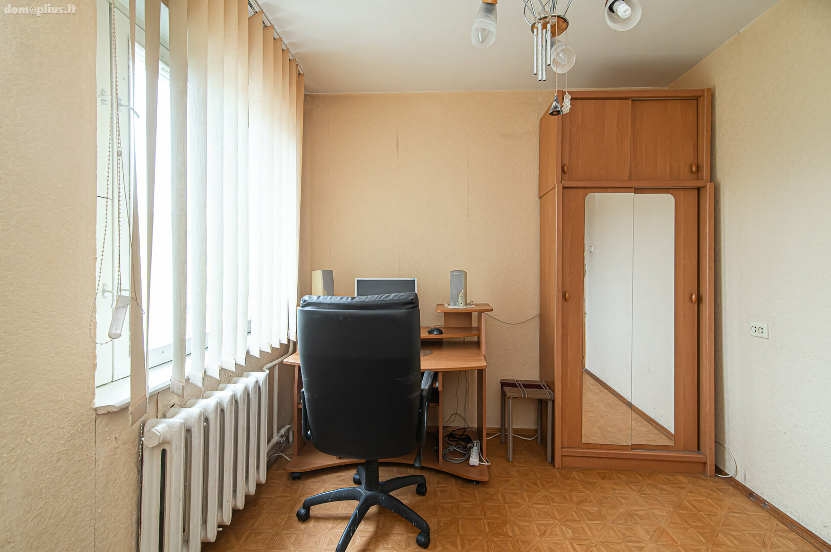 Parduodamas 3 kambarių butas Vilnius, Grigiškėse, Šviesos g.