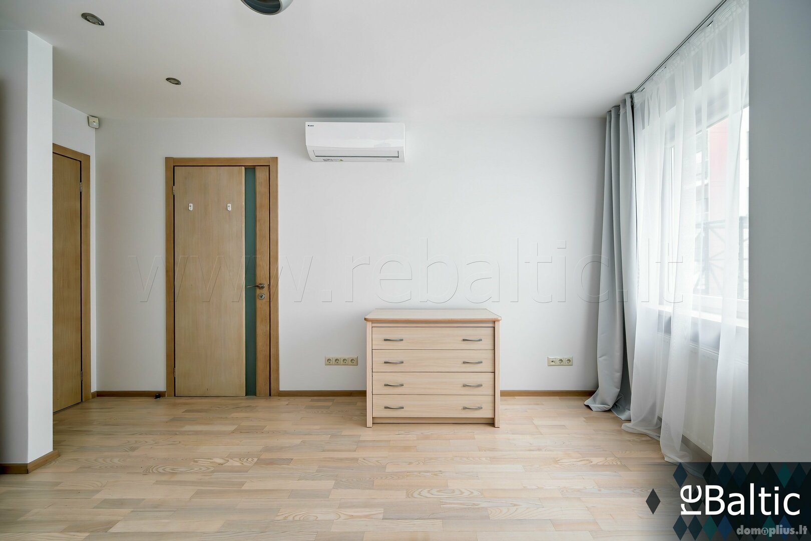 Parduodamas 3 kambarių butas Vilniuje, Šnipiškėse, Žalgirio g.