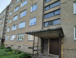 1 kambario butas Akmenės rajono sav., Naujoji Akmenė, Respublikos g.