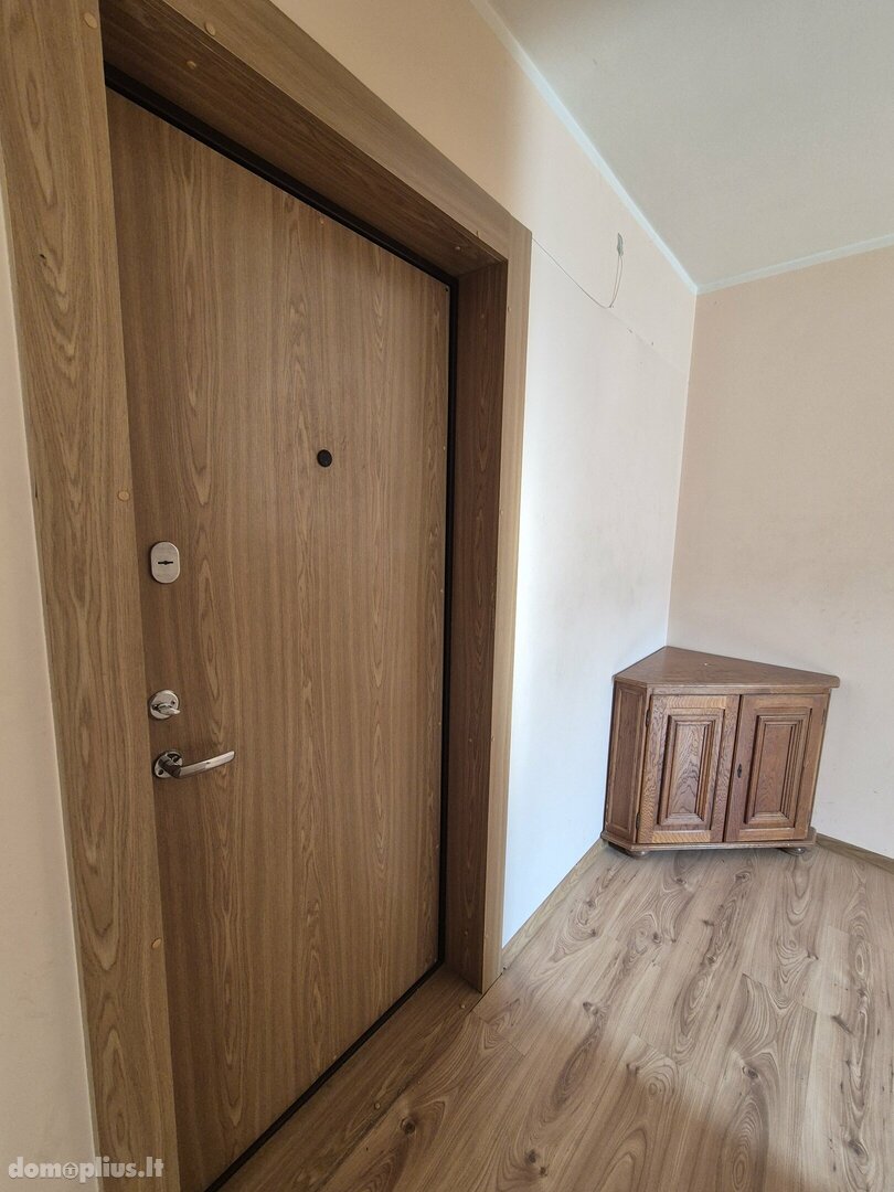 Продается 1 комнатная квартира Akmenės rajono sav., Naujoji Akmenė, Respublikos g.
