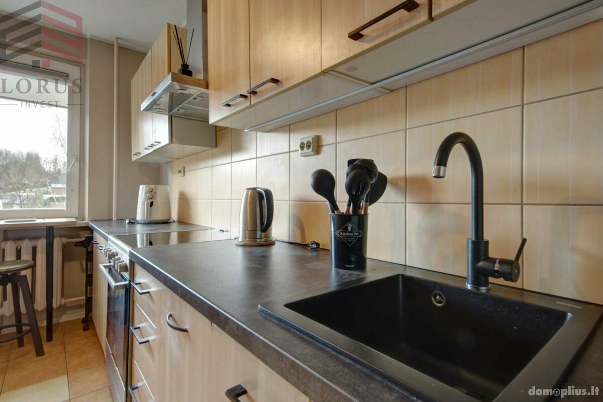2 rooms apartment for sell Vilniuje, Naujininkuose, Dzūkų g.
