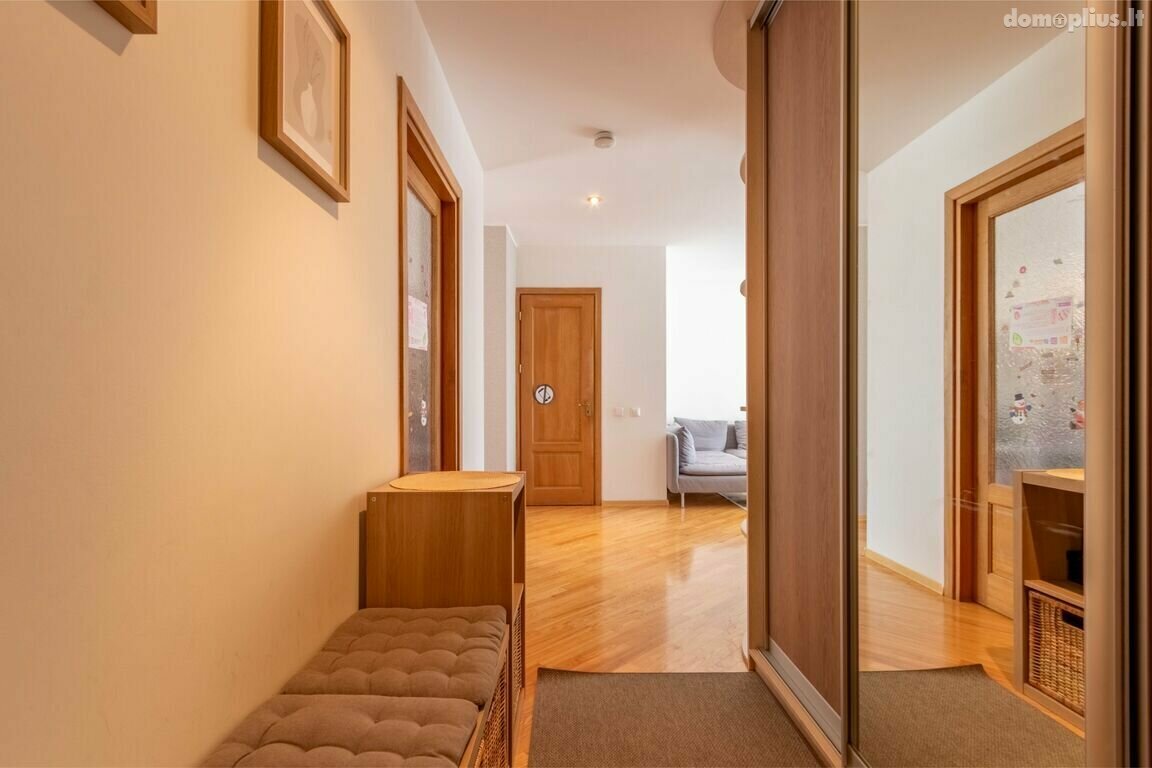 Parduodamas 3 kambarių butas Panevėžyje, Žemaičiuose, Žemaičių g.