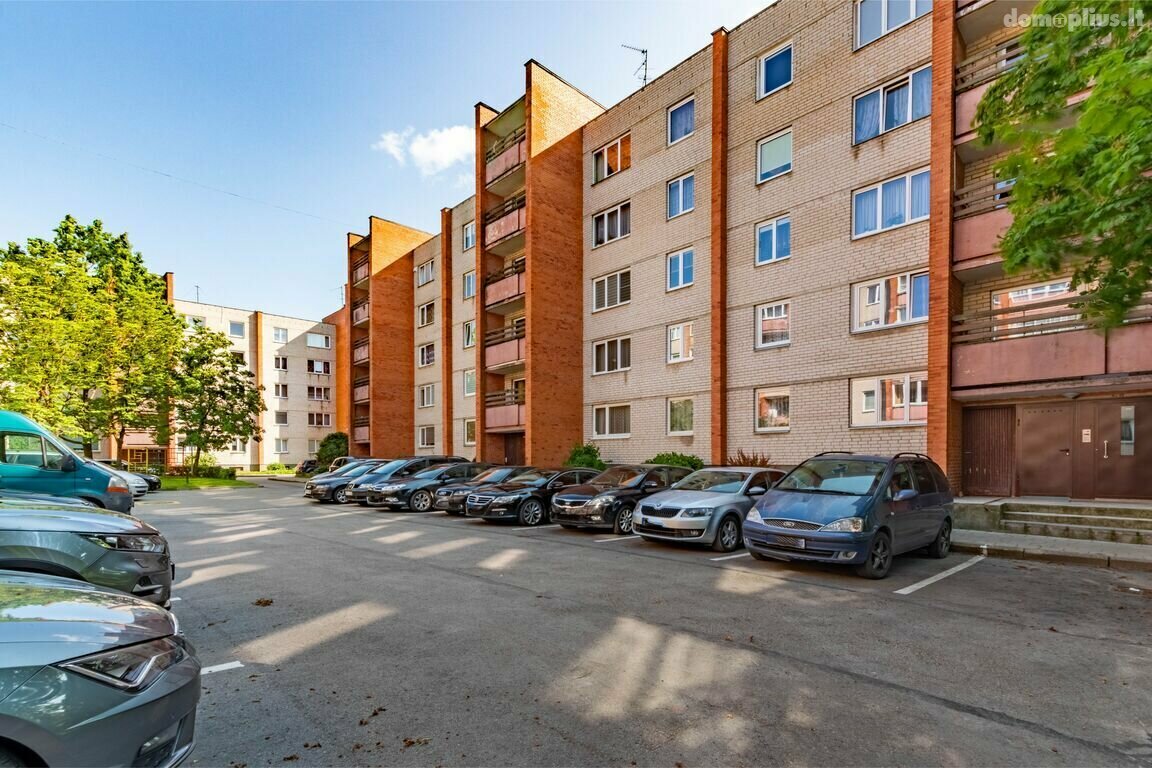 Parduodamas 3 kambarių butas Panevėžyje, Žemaičiuose, Žemaičių g.