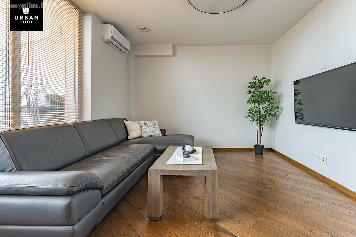 2 rooms apartment for sell Vilniuje, Žvėryne, Siesikų g.