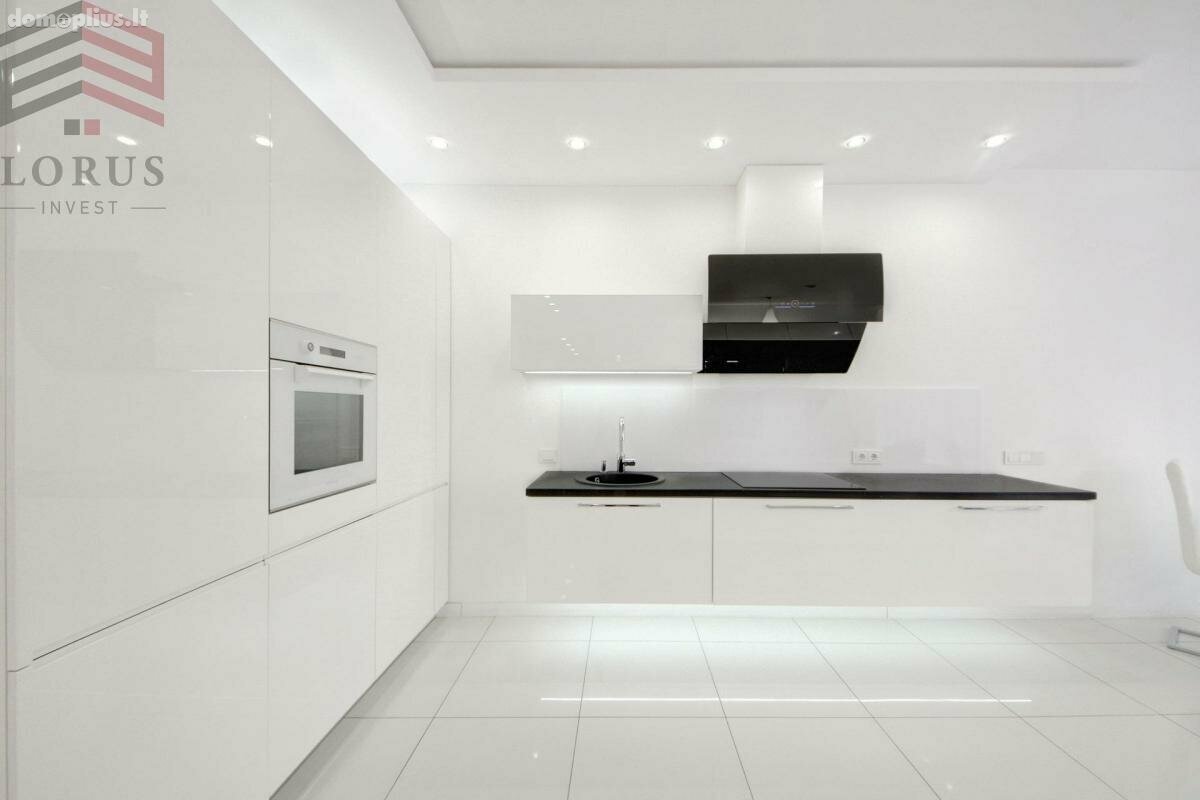 3 rooms apartment for sell Vilniuje, Karoliniškėse, Igno Šimulionio g.