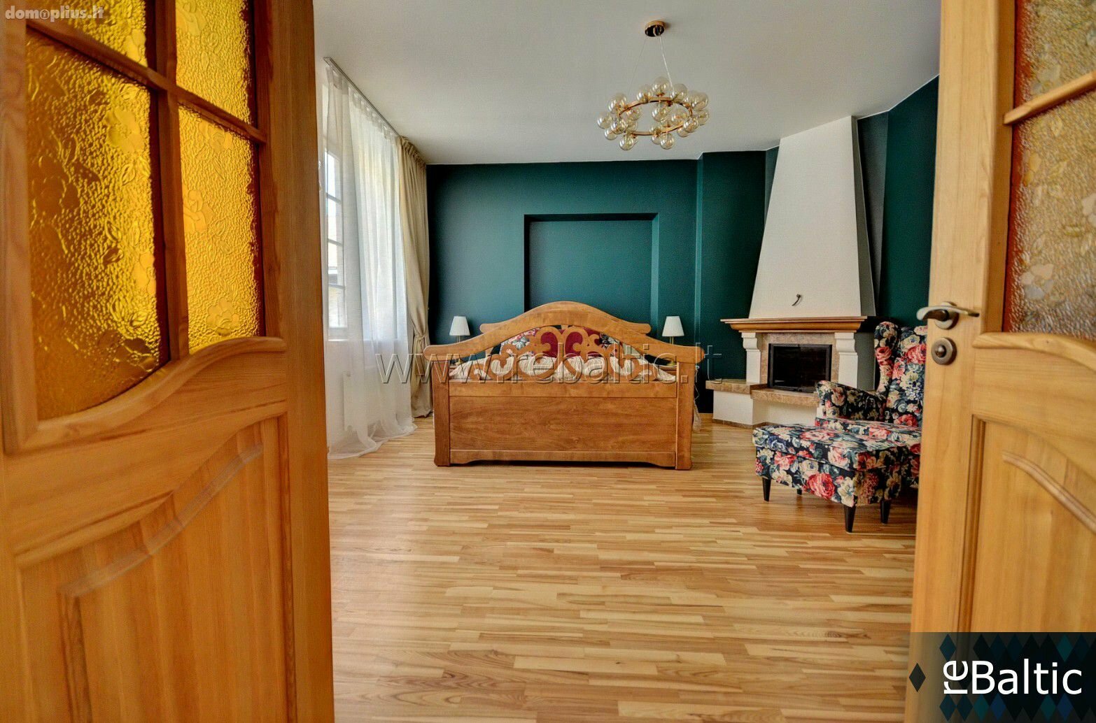 Сдаю 4 комнатную квартиру Vilniuje, Senamiestyje, Bernardinų g.