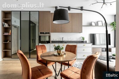 2 rooms apartment for sell Vilniuje, Senamiestyje, Dainavos g.