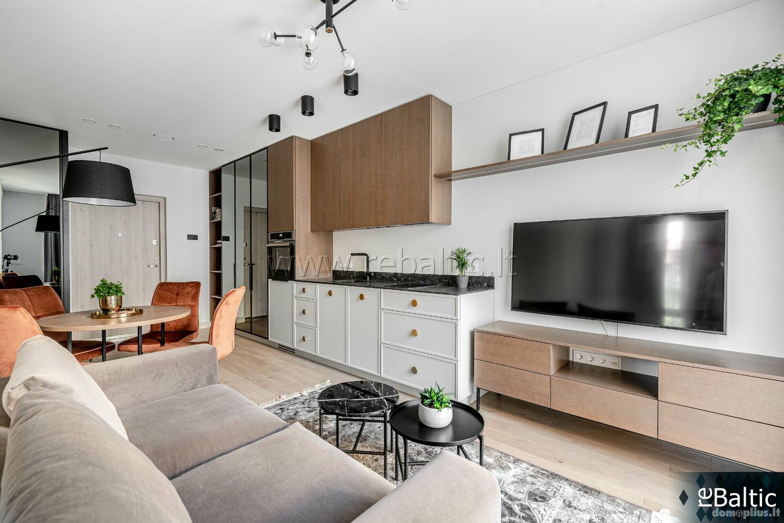 2 rooms apartment for sell Vilniuje, Senamiestyje, Dainavos g.
