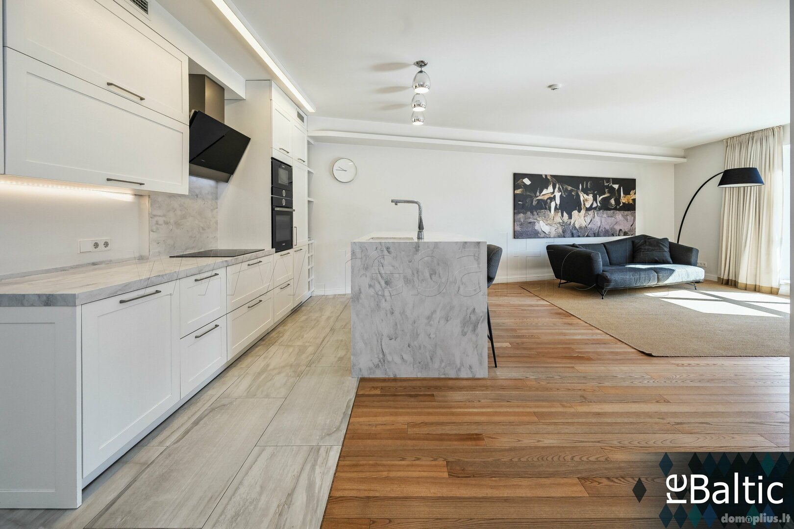 Продается 2 комнатная квартира Vilniuje, Užupyje, Kreivasis skg.
