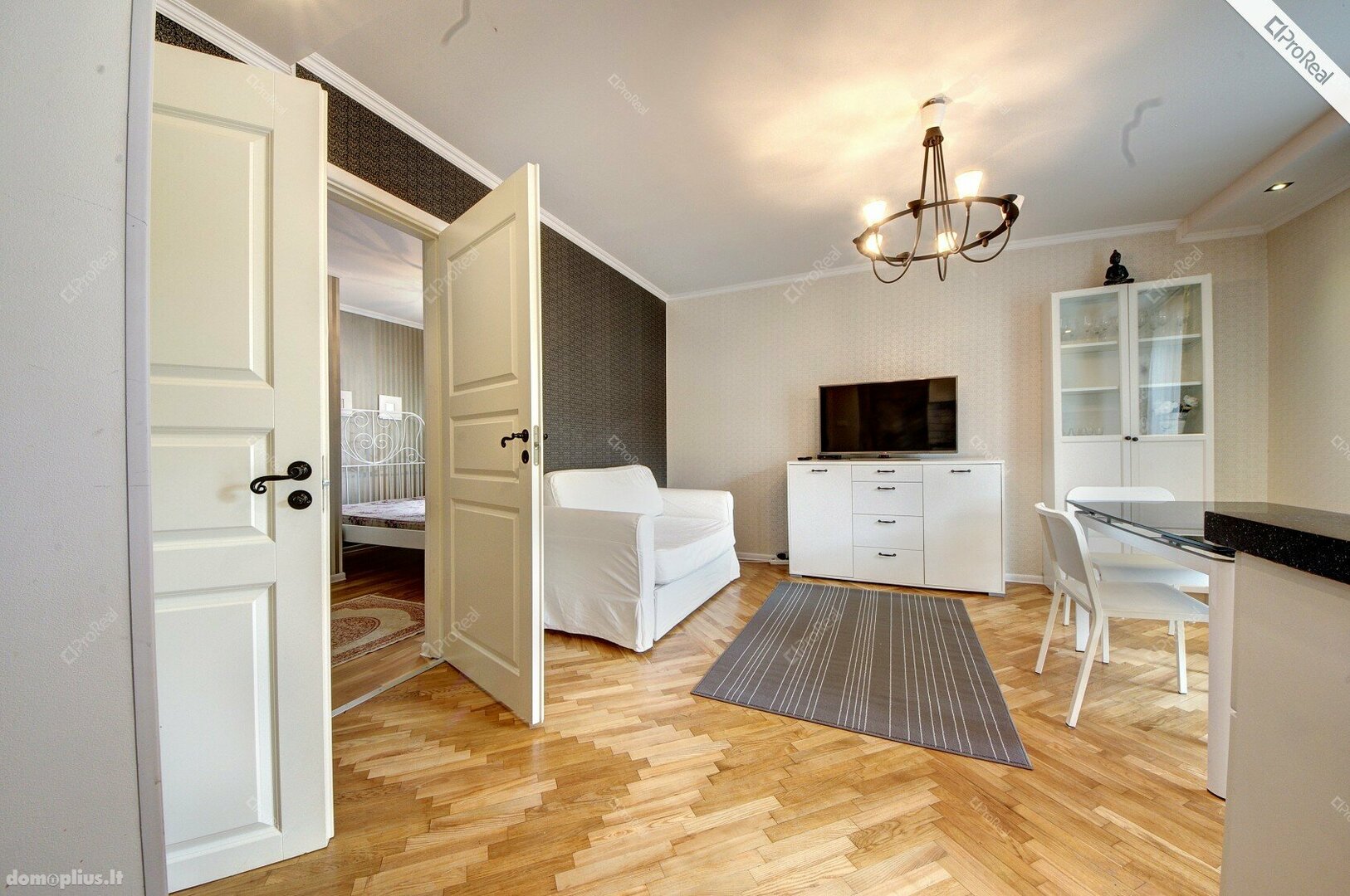 Продается 5 комнатная квартира Vilniuje, Antakalnyje, B. Sruogos g.