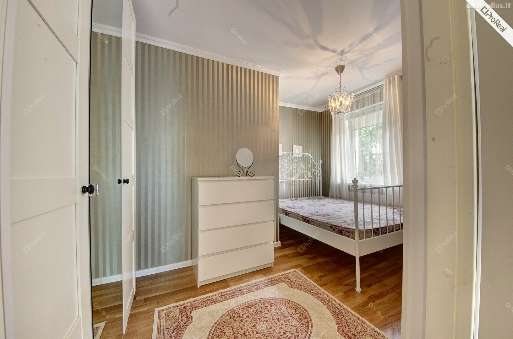 Продается 5 комнатная квартира Vilniuje, Antakalnyje, B. Sruogos g.