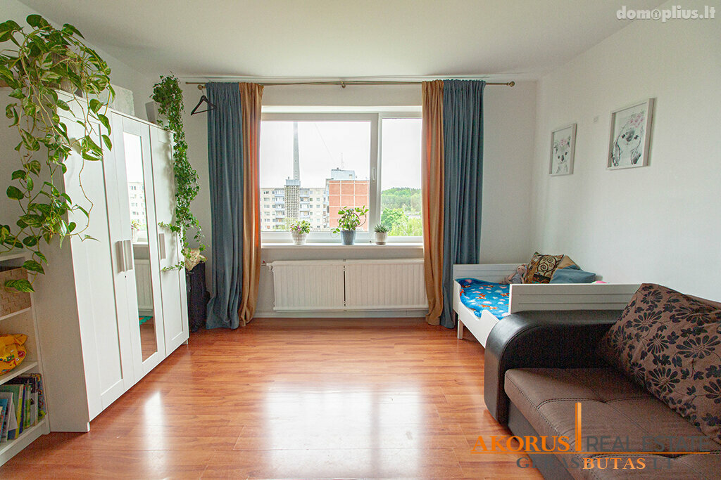 Продается 2 комнатная квартира Vilniuje, Karoliniškėse, Loretos Asanavičiūtės g.