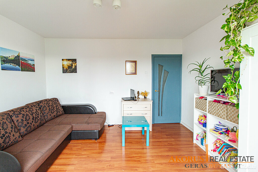 Продается 2 комнатная квартира Vilniuje, Karoliniškėse, Loretos Asanavičiūtės g.