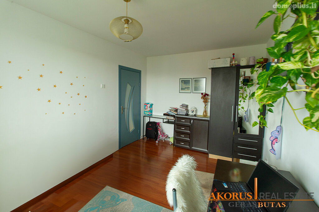 Продается 2 комнатная квартира Vilniuje, Karoliniškėse, Loretos Asanavičiūtės g.