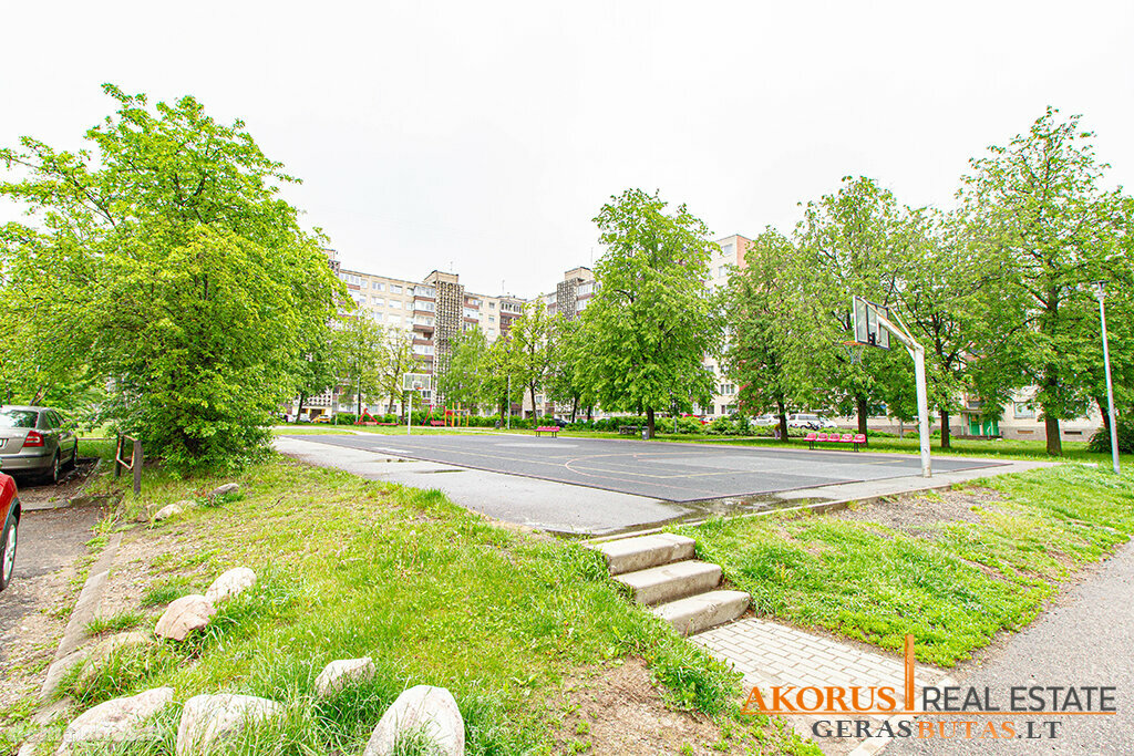 Продается 2 комнатная квартира Vilniuje, Karoliniškėse, Loretos Asanavičiūtės g.
