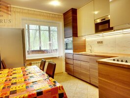 3 kambarių butas Vilniuje, Šeškinėje, Paberžės g.