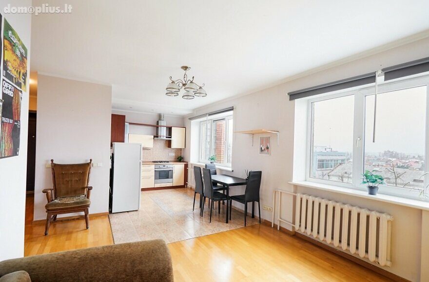 Продается 3 комнатная квартира Kaune, Žaliakalnyje, Savanorių pr.