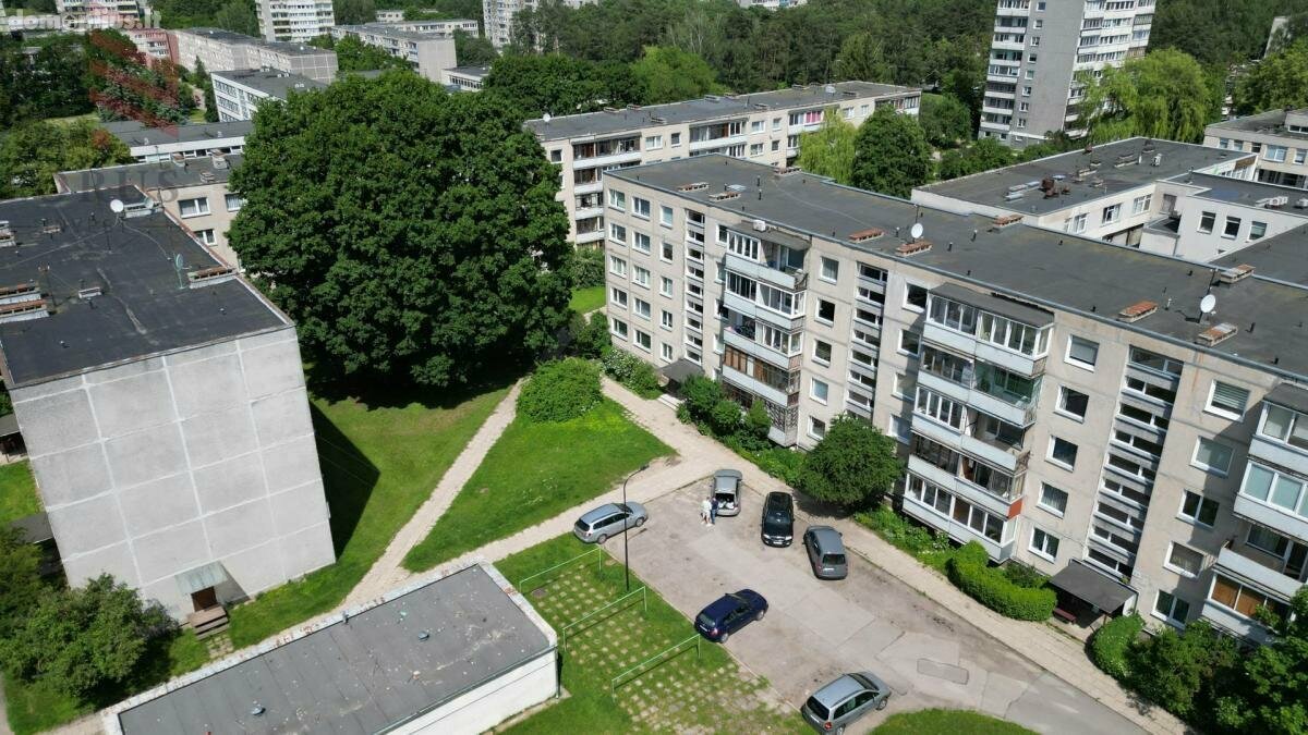 Продается 3 комнатная квартира Vilniuje, Lazdynuose, Žėručio g.